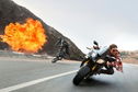 Articol Tom Cruise ne arată cum a executat impresionanta cascadorie cu avionul din Mission: Impossible –  Rogue Nation