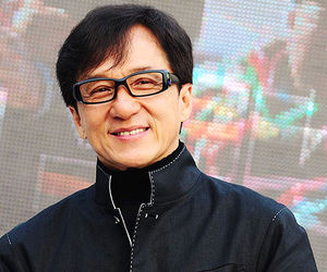 Jackie Chan va primi un Oscar pentru întreaga carieră