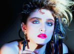Studiourile Universal vor realiza un film biografic despre Madonna