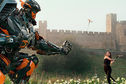 Articol Michael Bay a construit o replică a Stonehenge pentru Transformers: The Last Knight