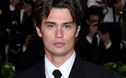 Articol Blockbusterul în care Nicholas Galitzine arată "ca o bestie" a terminat producţia