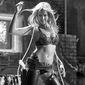 Jessica Alba este Nancy Callahan în Sin City