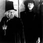Conrad  Veidt şi Werner Krauss (prim-plan)  în Cabinet of Dr Caligari, regia Robert Wiene, 1920)