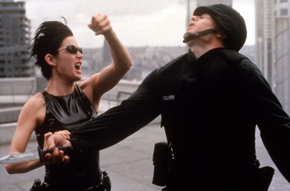 Carrie-Anne Moss în The Matrix