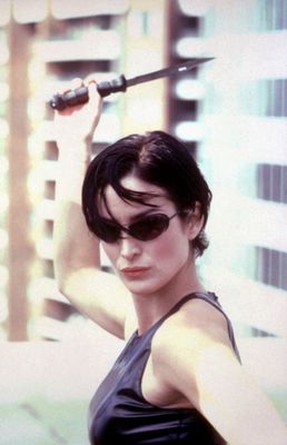 Carrie-Anne Moss în The Matrix