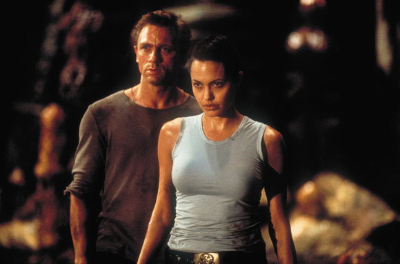 Angelina Jolie, Daniel Craig în Lara Croft: Tomb Raider