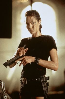Angelina Jolie în Lara Croft: Tomb Raider