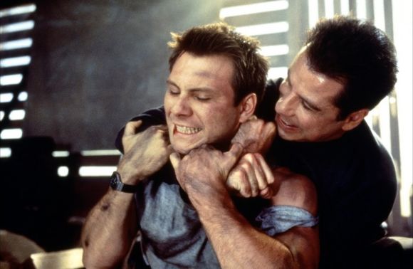 Christian Slater, John Travolta în Broken Arrow