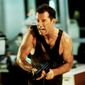 Bruce Willis în Die Hard - poza 141