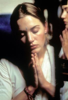 Kate Winslet în Holy Smoke