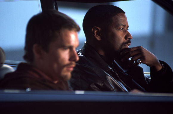 Denzel Washington, Ethan Hawke în Training Day