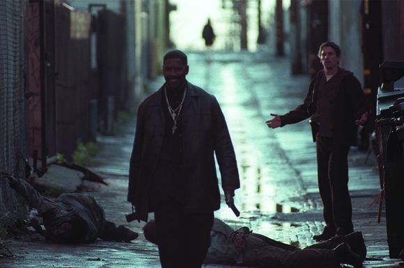 Denzel Washington, Ethan Hawke în Training Day