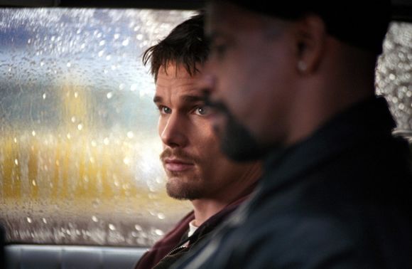 Denzel Washington, Ethan Hawke în Training Day