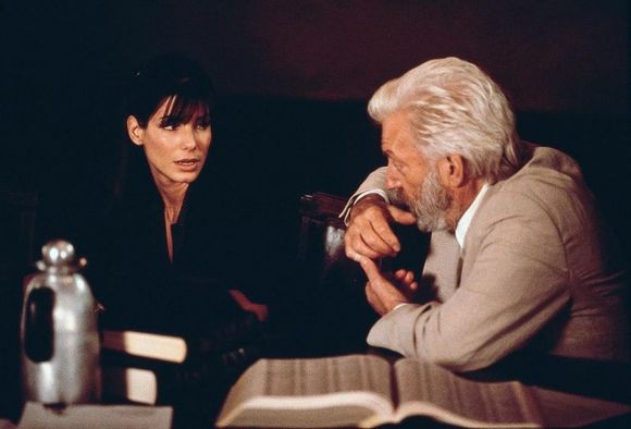 Donald Sutherland, Sandra Bullock în A Time To Kill