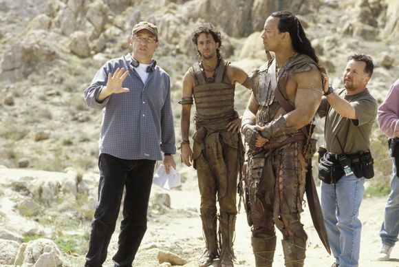 Chuck Russell, Grant Heslov, Dwayne Johnson în The Scorpion King
