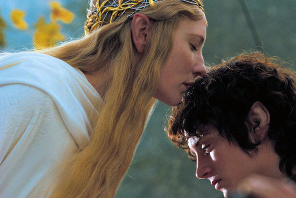 Cate Blanchett, Elijah Wood în The Lord of the Rings: The Fellowship of the Ring