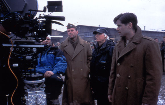 Bruce Willis, Gregory Hoblit, Colin Farrell în Hart's War