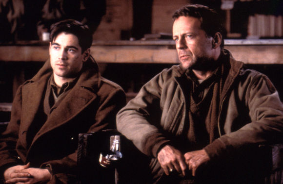 Colin Farrell, Bruce Willis în Hart's War