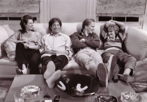 JoBeth Williams, Kevin Kline, William Hurt, Glenn Close în The Big Chill