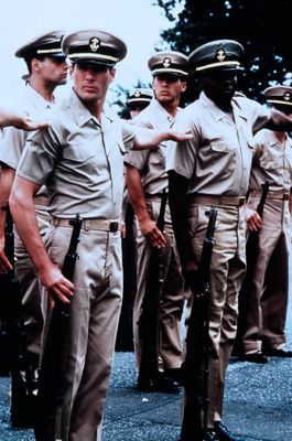 Richard Gere în An Officer and a Gentleman
