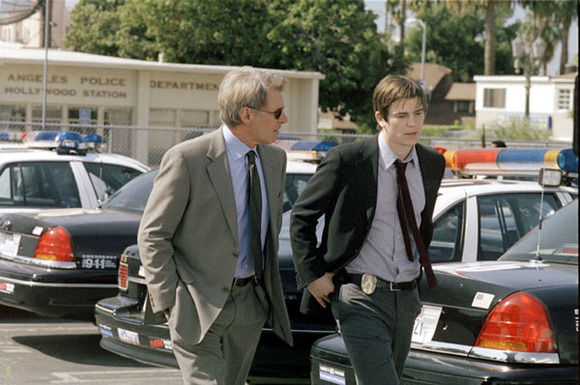 Harrison Ford, Josh Hartnett în Hollywood Homicide