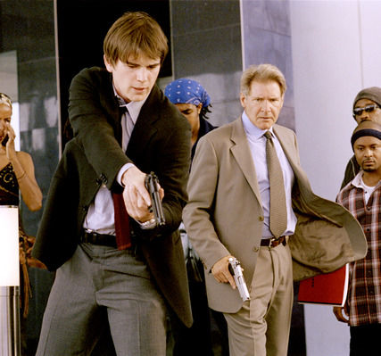 Harrison Ford, Josh Hartnett în Hollywood Homicide