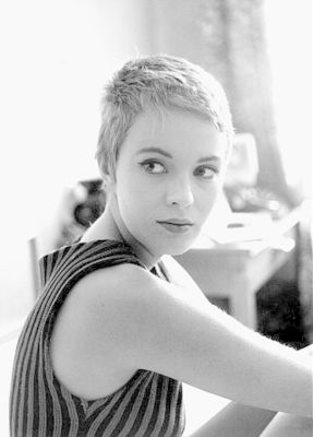 Jean Seberg în À bout de souffle