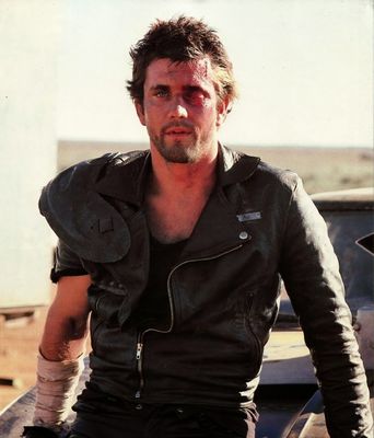 Mel Gibson în Mad Max 2: The Road Warrior