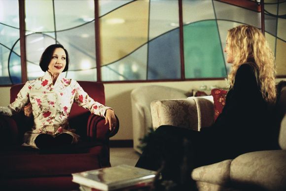 Bebe Neuwirth în How to Lose a Guy in 10 Days