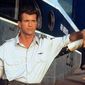 Mel Gibson în Air America - poza 91