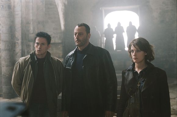 Benoît Magimel, Jean Reno, Camille Natta în Les Rivieres Pourpres 2 - Les Anges de L'Apocalypse