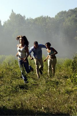 Eliza Dushku, Desmond Harrington, Emmanuelle Chriqui în Wrong Turn