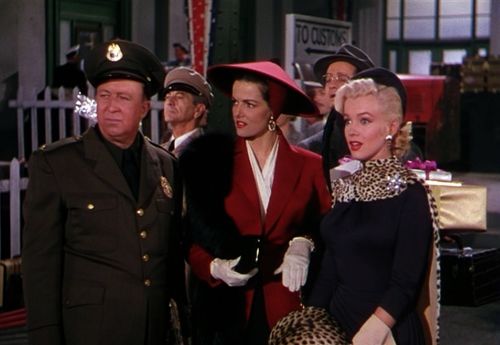 Jane Russell, Marilyn Monroe în Gentlemen Prefer Blondes