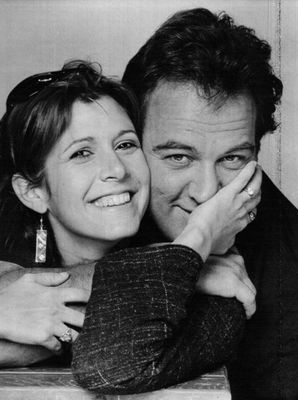 Carrie Fisher, Jim Belushi în The Man with One Red Shoe