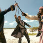 Johnny Depp în Pirates of the Caribbean: Dead Man's Chest - poza 337