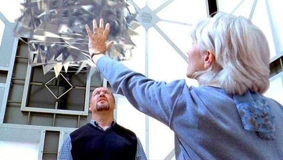 Hypercube: Cube 2