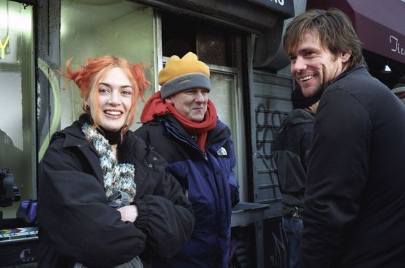 Kate Winslet, Jim Carrey în Eternal Sunshine of the Spotless Mind