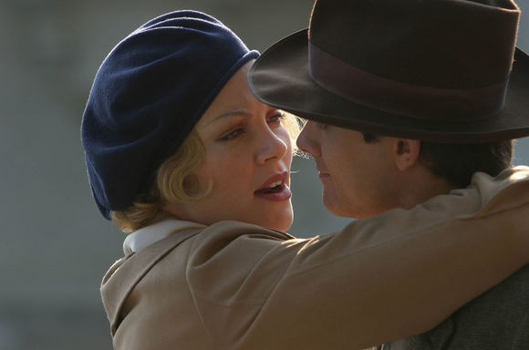 Charlize Theron, Stuart Townsend în Head in the Clouds