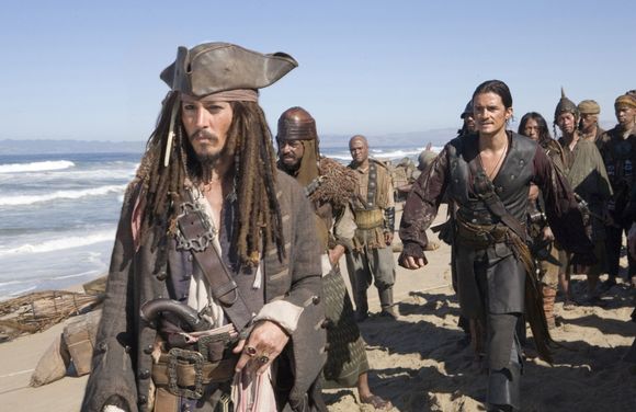 Johnny Depp, Orlando Bloom în Pirates of the Caribbean: At World's End