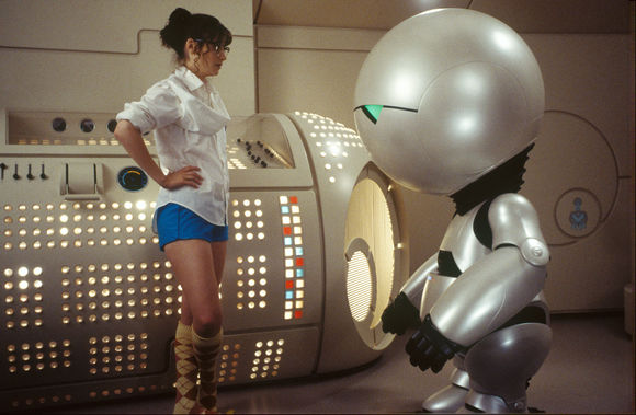 Zooey Deschanel în The Hitchhiker's Guide to the Galaxy