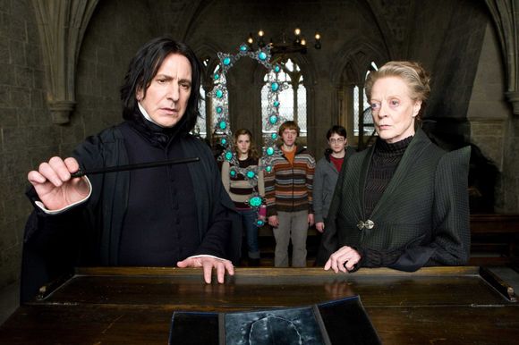 Daniel Radcliffe, Rupert Grint, Emma Watson, Maggie Smith, Alan Rickman în Harry Potter and the Half-Blood Prince