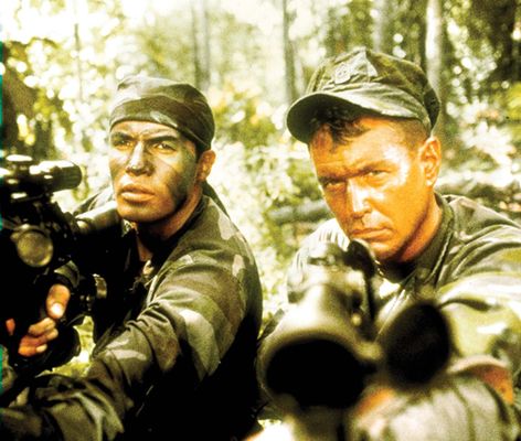 Billy Zane, Tom Berenger în Sniper