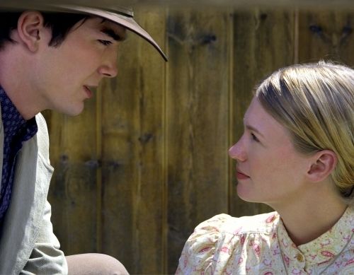 January Jones, Logan Bartholomew în Love's Enduring Promise