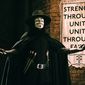 Foto 44 Hugo Weaving în V for Vendetta