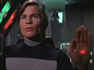 Michael York în Logan's Run