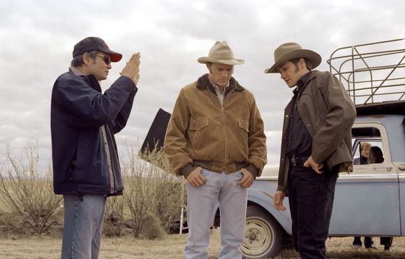 Ang Lee, Heath Ledger, Jake Gyllenhaal în Brokeback Mountain