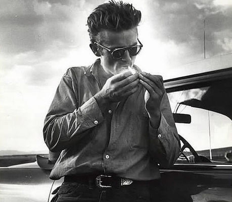 James Dean: Forever Young