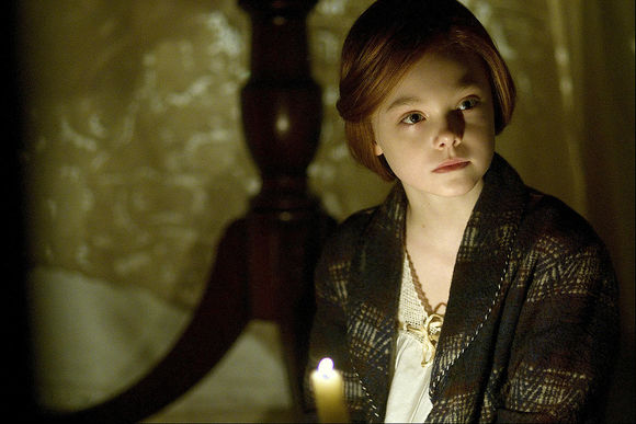 Elle Fanning în The Curious Case of Benjamin Button
