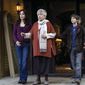 Foto 49 Joan Plowright, Mary-Louise Parker, Freddie Highmore în The Spiderwick Chronicles