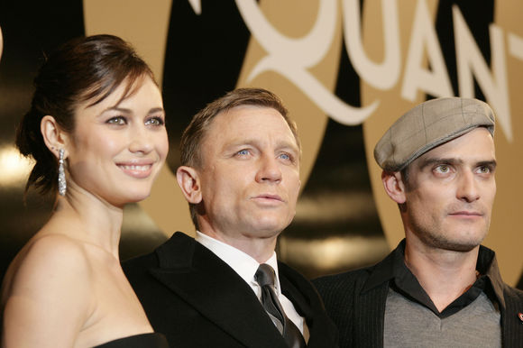 Marc Forster, Daniel Craig, Olga Kurylenko în Quantum of Solace